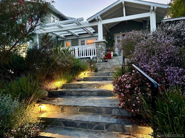 548 Tarento Dr, San Diego CA: https://media.crmls.org/mediaz/7d0ed52d-dd2f-4d70-be6e-63d6aa947197.jpg