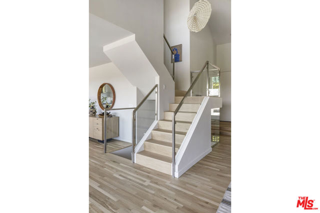 2264 Moreno Drive, Los Angeles CA: https://media.crmls.org/mediaz/7d0efeba-baff-4f80-aba8-8b93ae64da2b.jpg