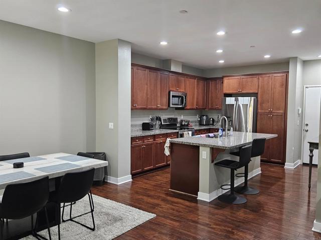 7508 EAGLE Drive, Santee CA: https://media.crmls.org/mediaz/7d0eff15-adcf-4ef7-9e05-554e6222e4e4.jpg