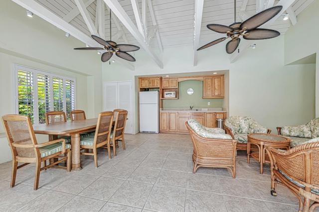 12213 Carmel Vista Rd, San Diego CA: https://media.crmls.org/mediaz/7d0f36ac-2fd7-4969-b379-e9ae1913d9ab.jpg