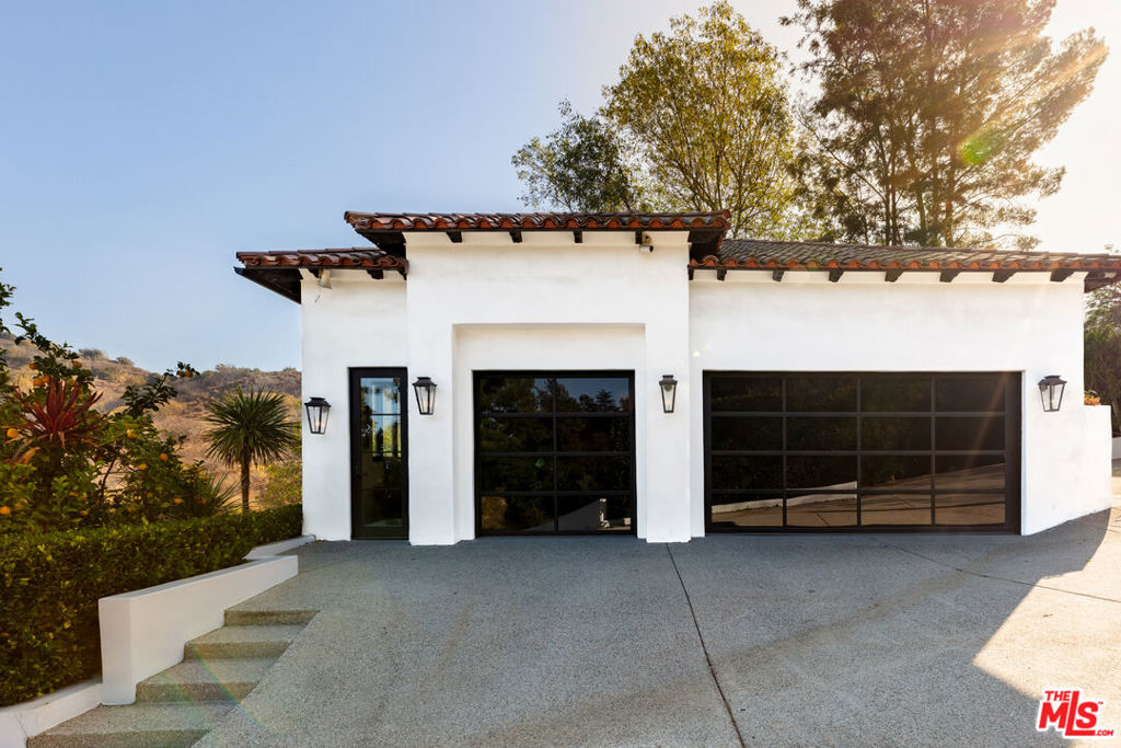 3160 Coldwater Canyon AvenueStudio City img 68