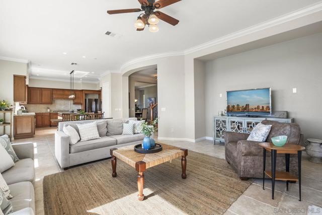 9632 Deer Trail Drive, San Diego CA: https://media.crmls.org/mediaz/7d0fbba6-e654-460c-980e-34688949488a.jpg