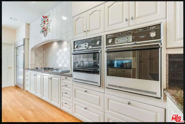 Drew Fenton | 2222 Canyonback Road Los Angeles CA | MLS: 7400788