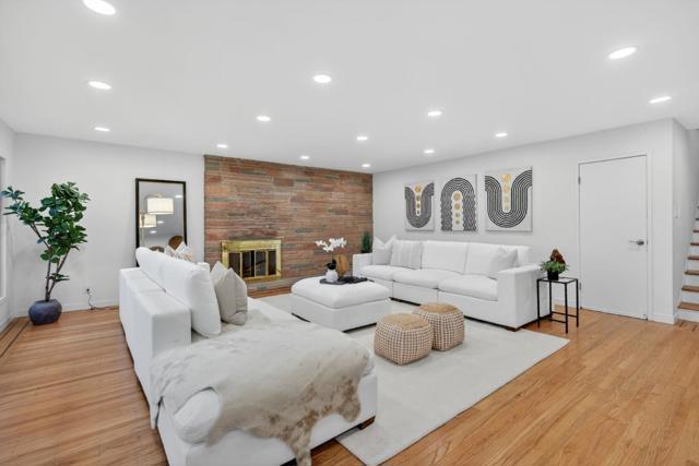 72 Cresta Vista Drive, San Francisco CA: https://media.crmls.org/mediaz/7d12c24f-34b2-4bac-8075-ffc7395dc0cb.jpg