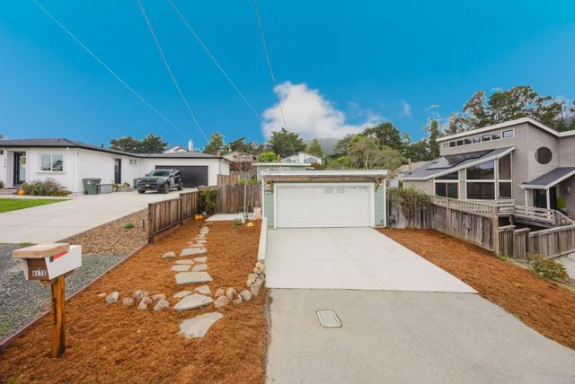 533 Alto Avenue, Half Moon Bay CA: https://media.crmls.org/mediaz/7d12cefb-0308-41c8-b7c4-68ebba61d7f6.jpg