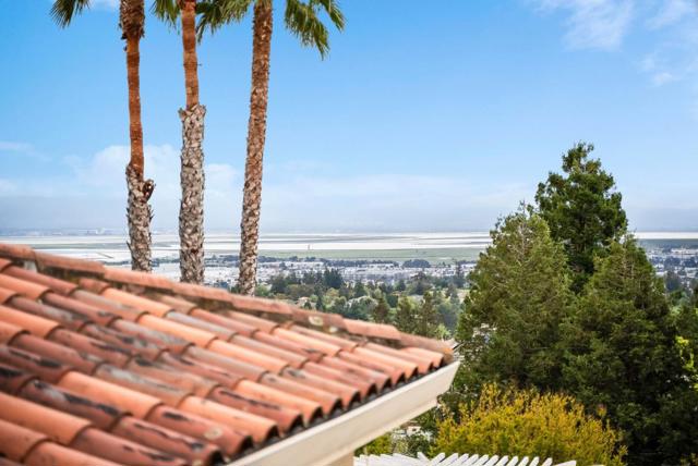 Image 22 of 44 For 44555 Overlook Terrace