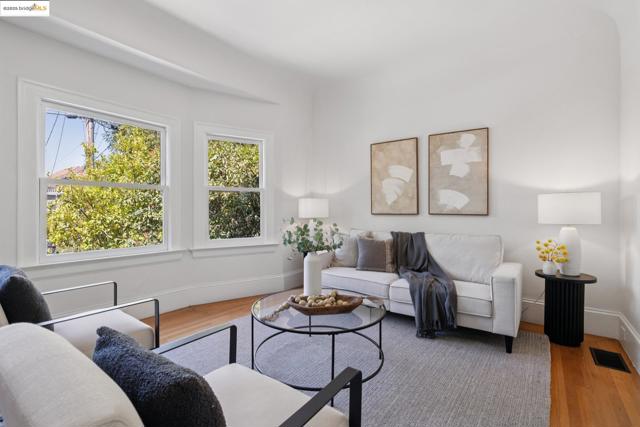 737 61st St, Oakland CA: https://media.crmls.org/mediaz/7d14a3d1-09d0-4dbe-970c-54bc8e7d16de.jpg