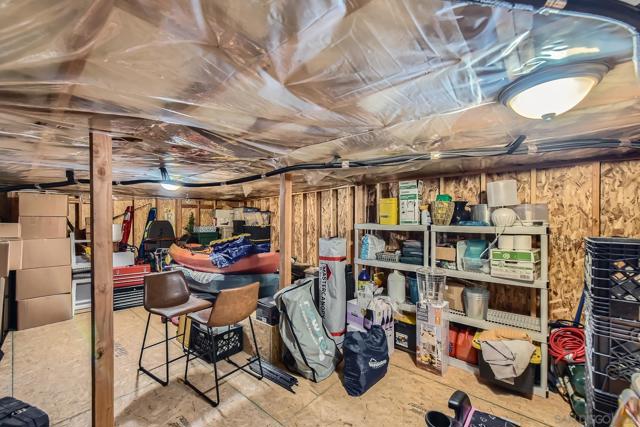 9180 Tokaj Ln, Spring Valley CA: https://media.crmls.org/mediaz/7d154327-4334-4a9a-b1bc-06a0cb5d5738.jpg