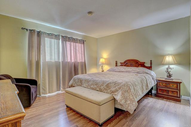 Detail Gallery Image 6 of 19 For 524 Parkbrook St, Spring Valley,  CA 91977 - 3 Beds | 1/1 Baths