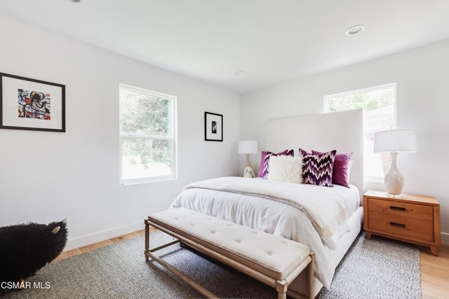 14322 W Collins Street, Sherman Oaks CA: https://media.crmls.org/mediaz/7d17e1d9-2796-4cd0-9838-4f093a9ae605.jpg