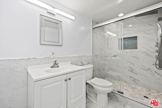 8944 Enfield Avenue, Sherwood Forest CA: https://media.crmls.org/mediaz/7d18146c-6150-44d9-884c-c2cceb7a2ccf.jpg