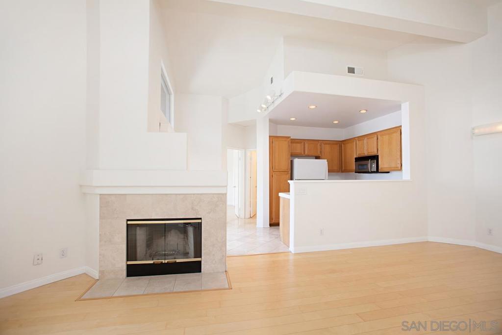 5558 Renaissance Ave - photo 5