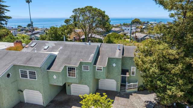 399 Sea Ridge Road, Seacliff CA: https://media.crmls.org/mediaz/7d1a3b1f-2be6-4276-ad5e-ed144947787a.jpg