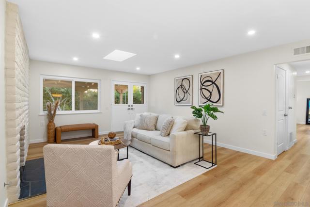 Image 8 of 38 For 16656 Orilla Dr