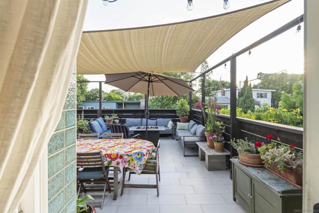 2269 71 Edinburg Ave, Cardiff by the Sea CA: https://media.crmls.org/mediaz/7d1b0e16-2a0d-464b-8f85-91d4c9560179.jpg