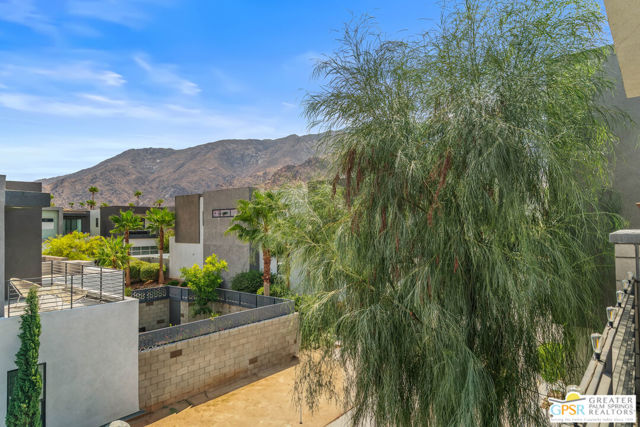 482 Paragon Loop, Palm Springs CA: https://media.crmls.org/mediaz/7d1c53fc-6fd3-4b5b-9553-da63014e3e06.jpg
