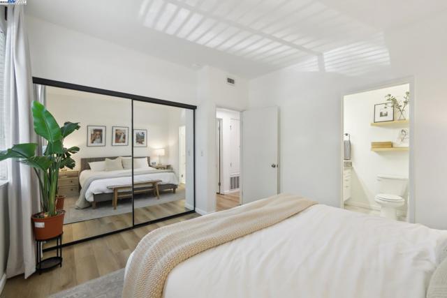 7104 Cross Creek Cir, Dublin CA: https://media.crmls.org/mediaz/7d1d28f2-2c80-4050-8a32-a6bcdbd8289c.jpg