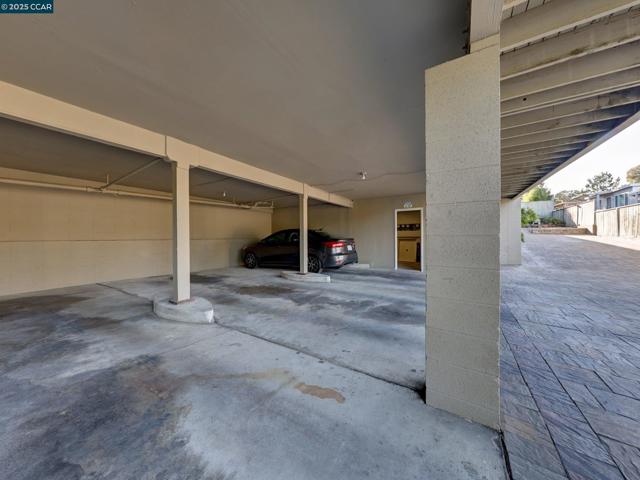 891 Bell Street, Lafayette CA: https://media.crmls.org/mediaz/7d1d44ee-0577-45dd-94e0-20a1336d60eb.jpg