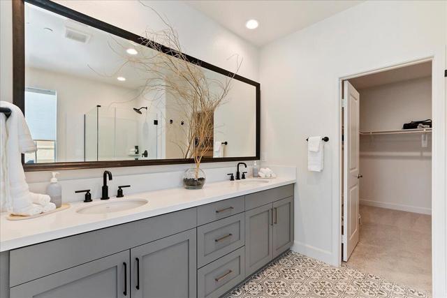 80435 Palatine Crt Court, La Quinta CA: https://media.crmls.org/mediaz/7d1db738-0b99-46de-b88a-393e05966df7.jpg