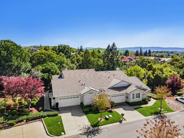 8718 Mccarty Ranch Drive, San Jose CA: https://media.crmls.org/mediaz/7d1e392e-920f-4183-b49f-563f42f441b0.jpg