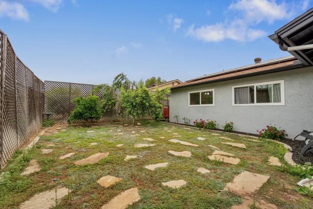 13340 Miguel Garden Way, Poway CA: https://media.crmls.org/mediaz/7d1f3019-f9ac-4ea9-b36d-fcba26057fa3.jpg