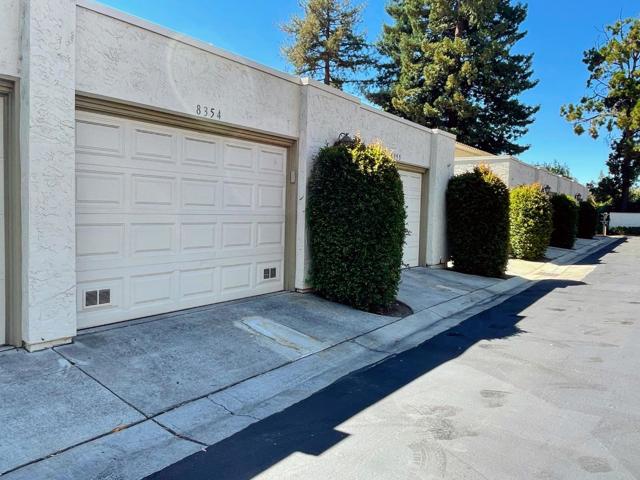 8354 Charbono Court, San Jose CA: https://media.crmls.org/mediaz/7d1f588f-fc51-45d9-ab6e-e22bd07a92fe.jpg