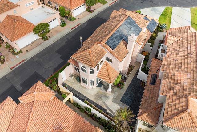 100 Tunapuna Lane, Coronado CA: https://media.crmls.org/mediaz/7d1fef6d-a60b-4cf7-b8be-91d880163bdf.jpg