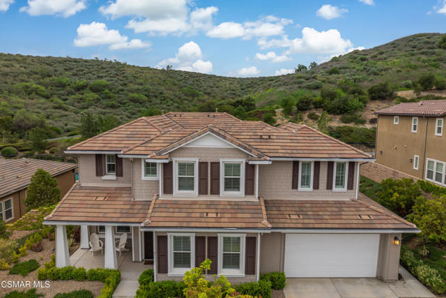 6923 Ridgemark Court, Moorpark CA: https://media.crmls.org/mediaz/7d20e674-9d67-4211-8839-6bb55881b812.jpg
