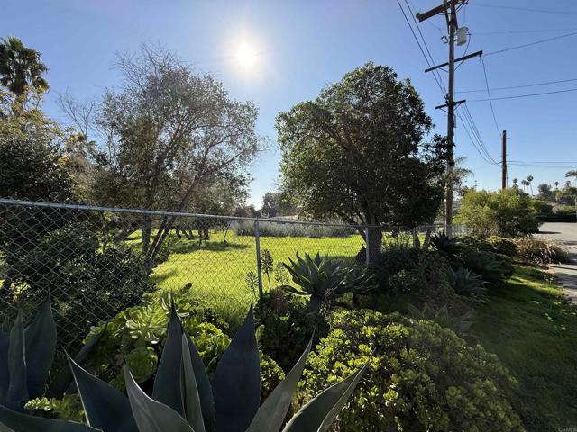 Front Image Thumbnail for CRNDP2511544