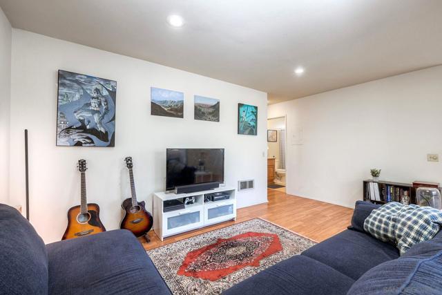 3557 Kenora Drive, Spring Valley CA: https://media.crmls.org/mediaz/7d2180dc-01e8-458a-8381-4871b9df7488.jpg