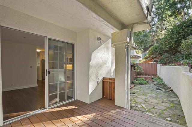 300 Carrera Circle, Aptos CA: https://media.crmls.org/mediaz/7d22859e-5d0f-4575-981f-bb644251af9c.jpg