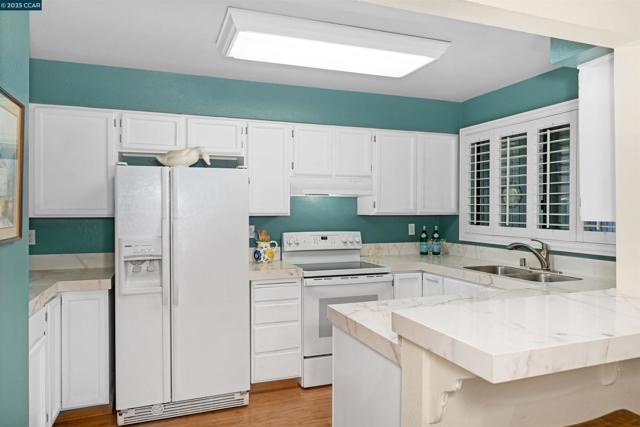 368 Grapevine Pl, Pleasant Hill CA: https://media.crmls.org/mediaz/7d22fef9-b4c4-4797-ae87-147bba9cc098.jpg
