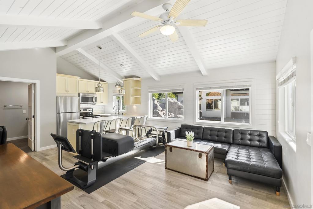 MLS #250043061SD image #40