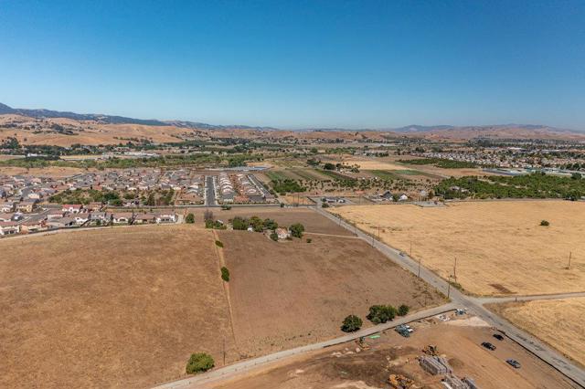 120 Enterprise Road, Hollister, California 95023, ,Multi-Family,For Sale,Enterprise,ML81898380