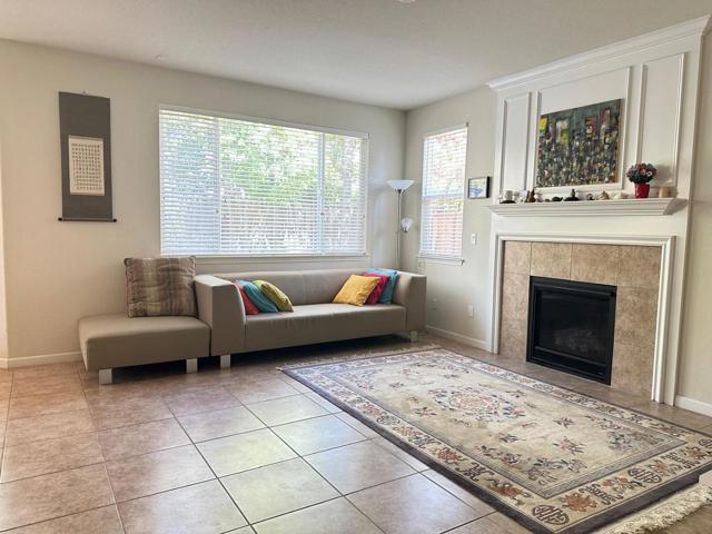 10526 Seahorn Drive, Stockton CA: https://media.crmls.org/mediaz/7d2452dc-8042-47fb-865f-0396052d66f8.jpg