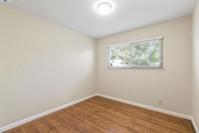 1128 Verona Ave, Livermore CA: https://media.crmls.org/mediaz/7d24de86-81bb-499e-afdb-b2f07f19bafd.jpg