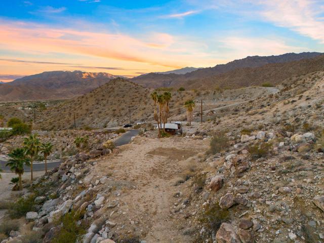 71120 Oasis Trail, Palm Desert CA: https://media.crmls.org/mediaz/7d260ee0-b73c-4b51-8195-117f5e21c521.jpg