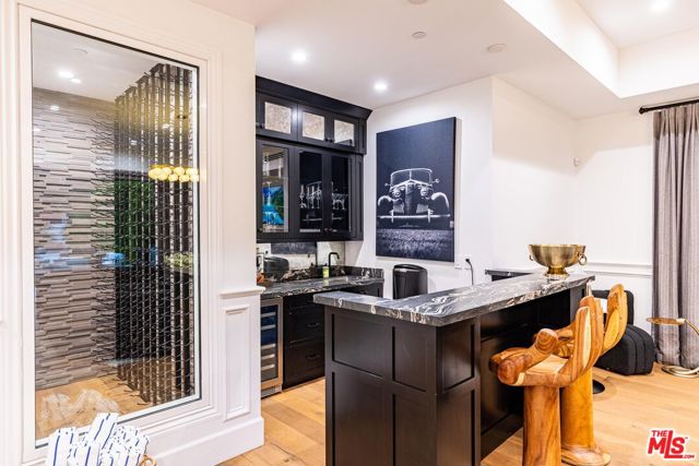 5162 Otis Avenue, Tarzana CA: https://media.crmls.org/mediaz/7d265087-7e9d-4bf6-8721-68120cc7fc25.jpg
