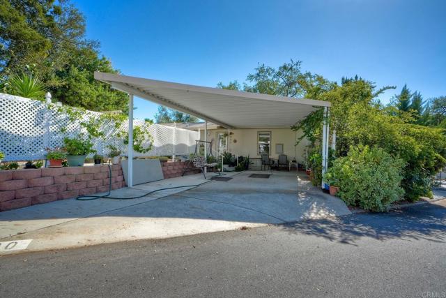 18218 Paradise Mountain Rd Spc 80, Valley Center CA: https://media.crmls.org/mediaz/7d2657f6-707d-4ab7-ad6a-b0a37c9f4b84.jpg