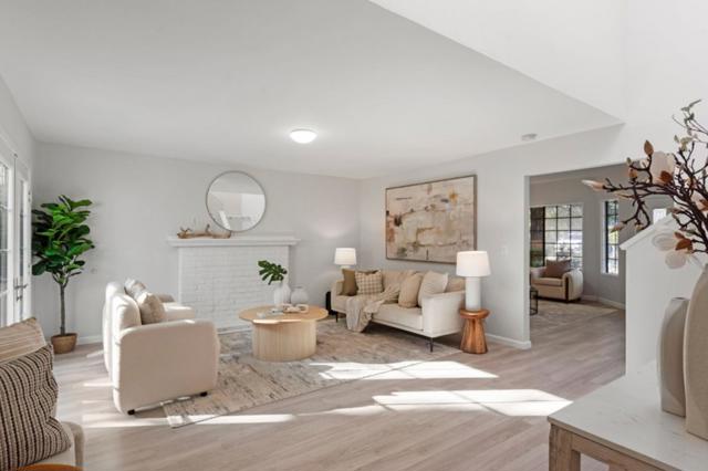 2627 Ohio Avenue, Redwood City CA: https://media.crmls.org/mediaz/7d27899c-9451-4397-ac49-fad00e790634.jpg