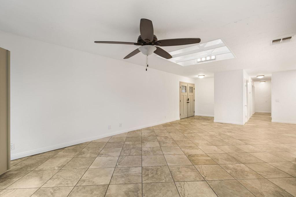 MLS #219138873DA image #17