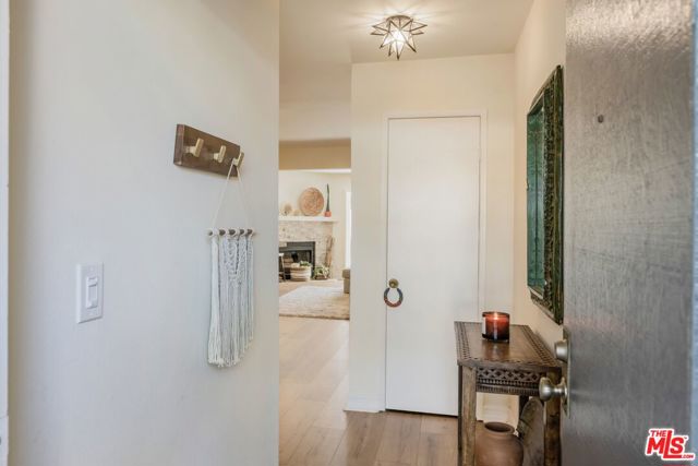 571 Artisan Road photo 4