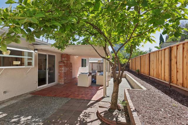 1720 Pine Hollow Circle, San Jose CA: https://media.crmls.org/mediaz/7d2b96d3-f732-4cbb-b76e-3cd988d6572e.jpg