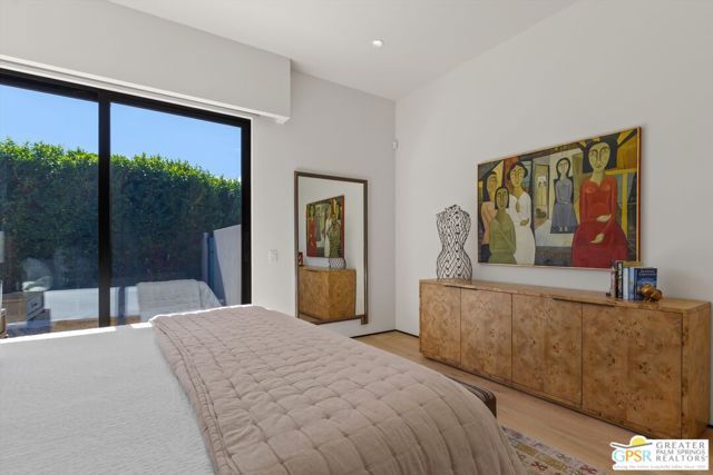 8 Desert Lark Circle, Rancho Mirage, CA 92270