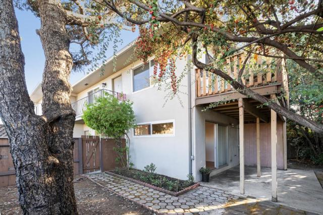 900 Toyon Drive, Burlingame CA: https://media.crmls.org/mediaz/7d2cacc3-26c9-44d0-a009-607babae9df3.jpg