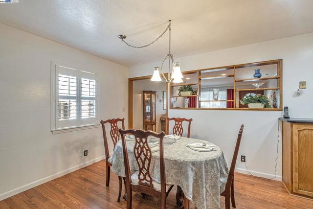 40575 Blacow Road, Fremont CA: https://media.crmls.org/mediaz/7d2d8dbb-e594-41a9-a7c5-4386a2a6ebe1.jpg