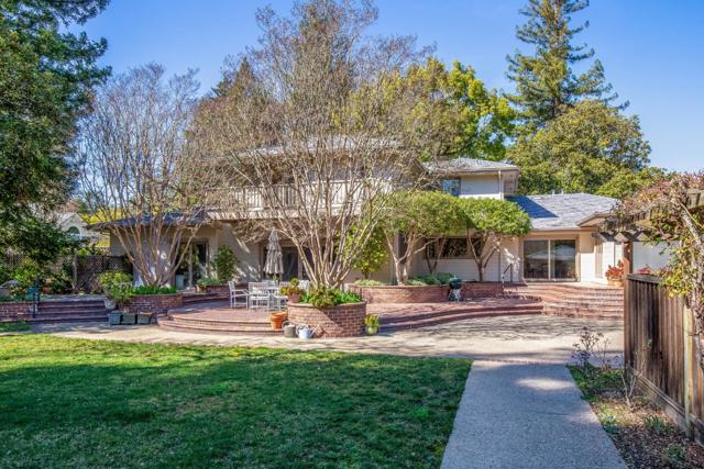 16000 Greenwood Road, Monte Sereno CA: https://media.crmls.org/mediaz/7d2e2cea-7705-423e-8372-f8c9ca6d9d08.jpg