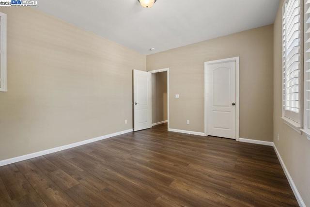 670 W Privado Way, Mountain House CA: https://media.crmls.org/mediaz/7d2fd4c3-67b0-46a9-8d88-da1e5d36bd58.jpg