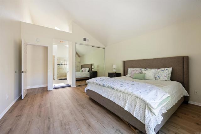 12027 Caminito Corriente, San Diego CA: https://media.crmls.org/mediaz/7d2ff7f2-63e4-4a04-8c11-f23e02eebe33.jpg