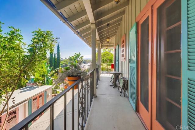 Detail Gallery Image 51 of 73 For 3014 Xenophon St, Point Loma,  CA 92106 - 5 Beds | 3 Baths